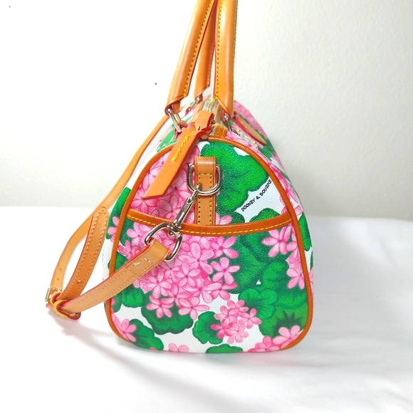 Dooney & Bourke Hydrangea Floral Print Satchel Bag Purse Handbag Flower Crossbod - Picture 3 of 12